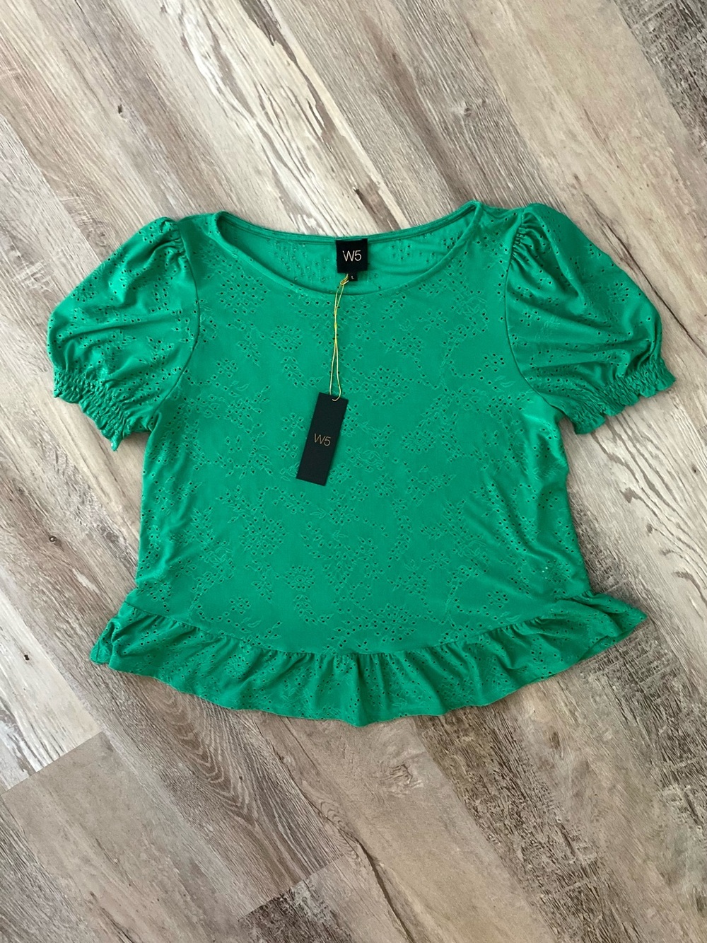 W5 Eyelet Puff Elastic Sleeve Ruffled Blouse Green Top Woman's L